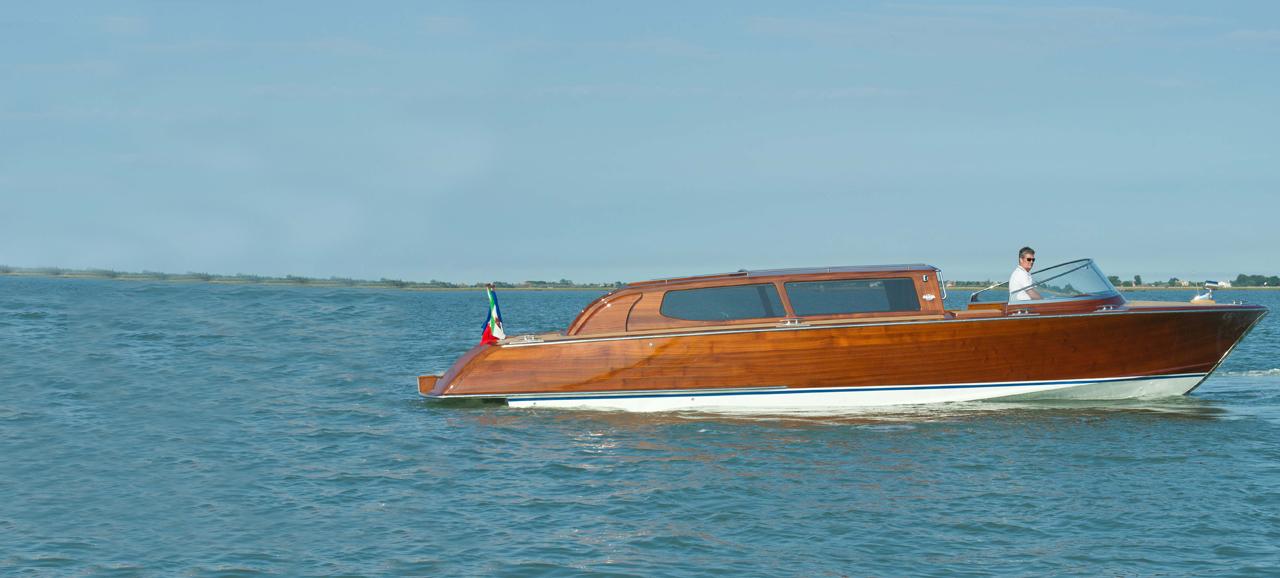 Top Limousine wood